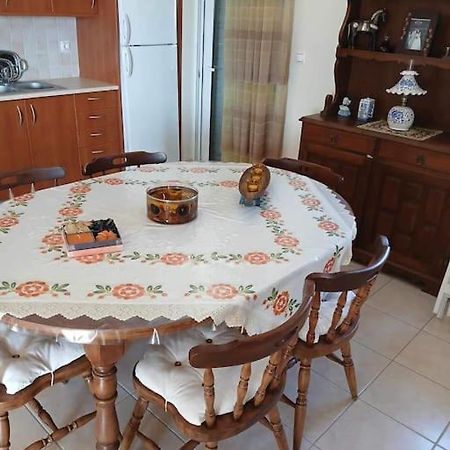 Παραθαλασσιο Σπιτι Στην Εξοχη Villa Tsakei Luaran gambar