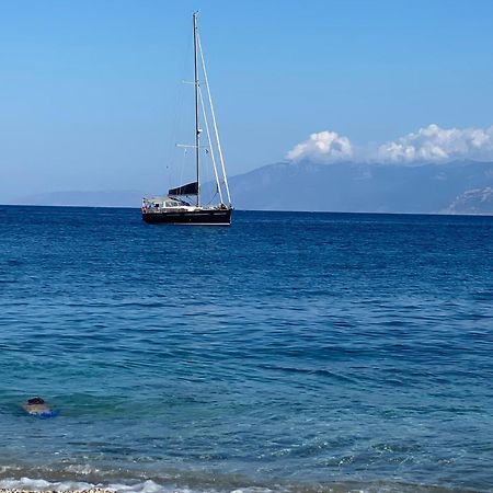 Παραθαλασσιο Σπιτι Στην Εξοχη Villa Tsakei Luaran gambar