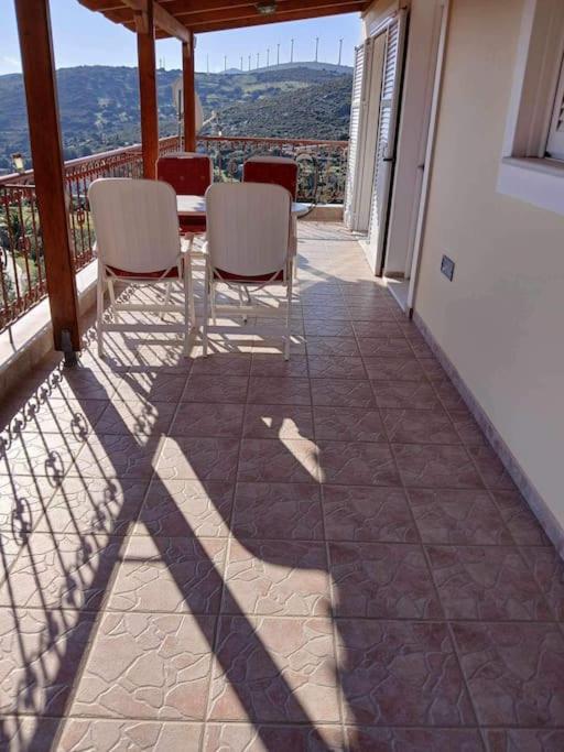Παραθαλασσιο Σπιτι Στην Εξοχη Villa Tsakei Luaran gambar
