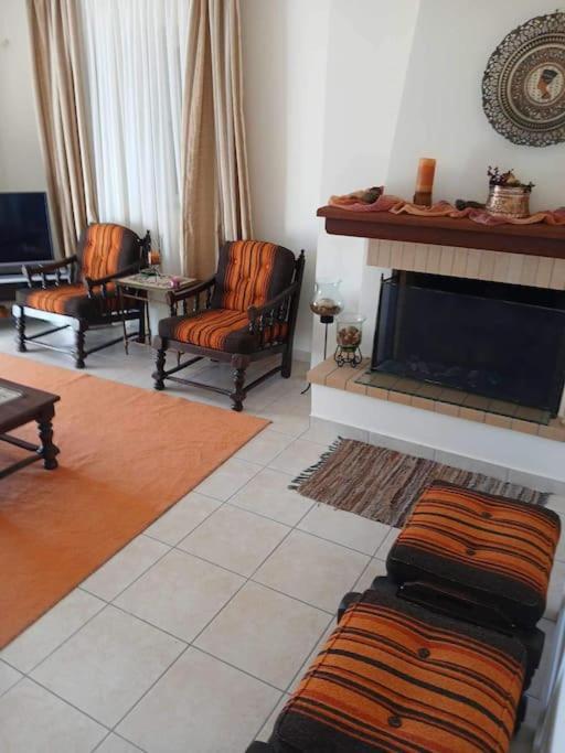 Παραθαλασσιο Σπιτι Στην Εξοχη Villa Tsakei Luaran gambar