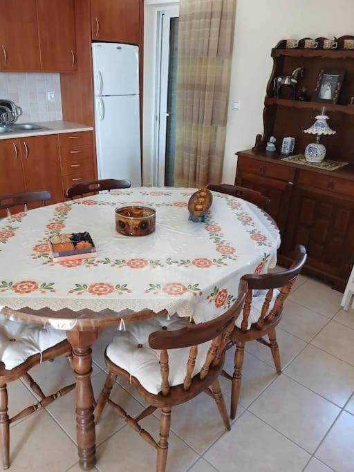 Παραθαλασσιο Σπιτι Στην Εξοχη Villa Tsakei Luaran gambar