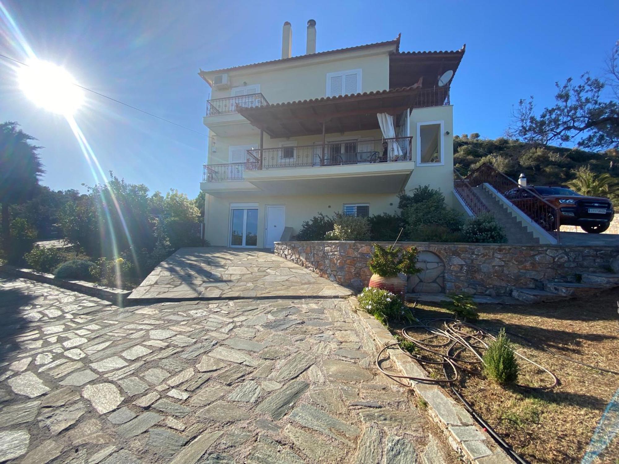 Παραθαλασσιο Σπιτι Στην Εξοχη Villa Tsakei Luaran gambar
