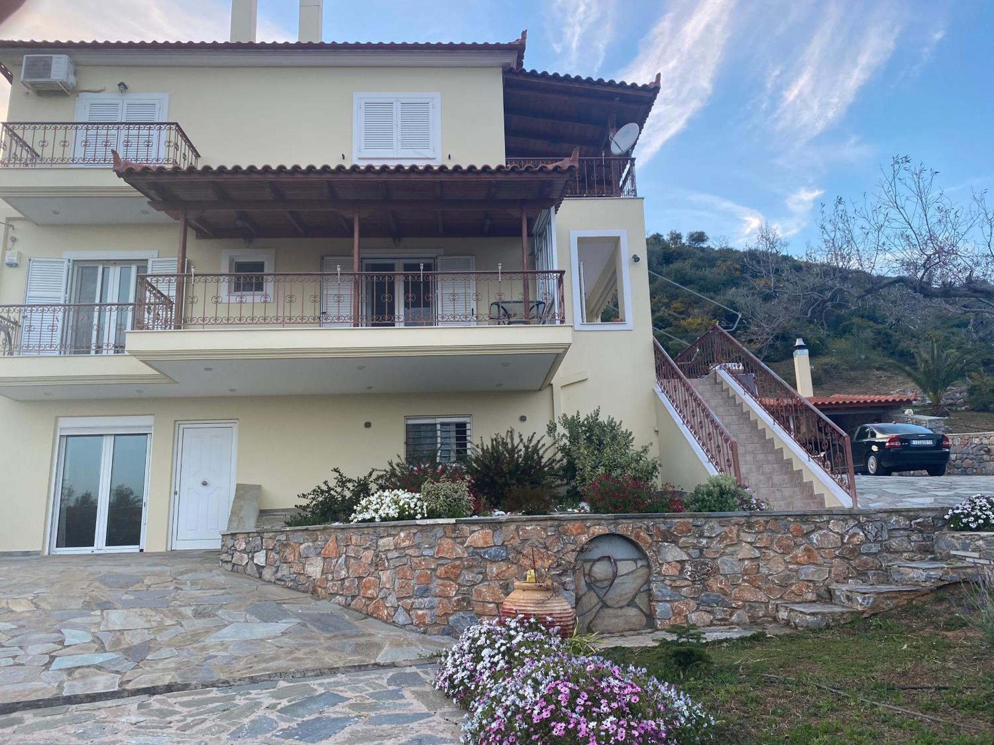 Παραθαλασσιο Σπιτι Στην Εξοχη Villa Tsakei Luaran gambar